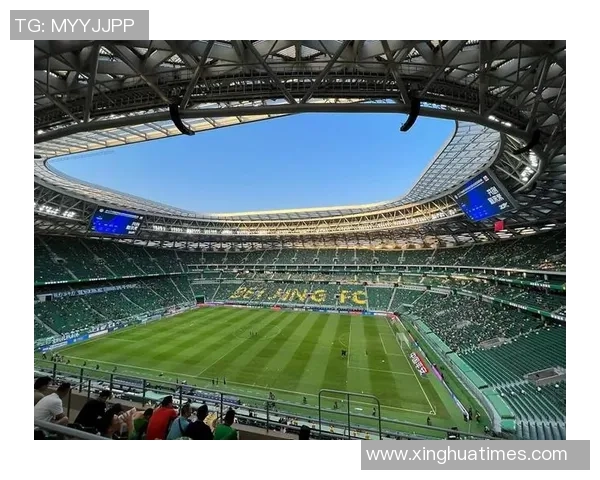 绿茵闪耀巨星时刻见证激情与荣耀的足球传奇瞬间